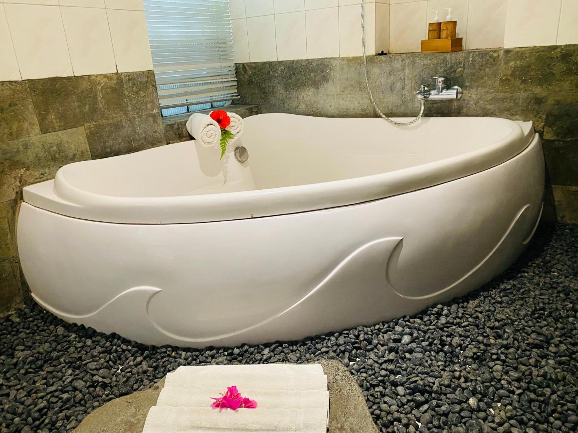 Aura Bisma Guesthouse Ουμπούντ Εξωτερικό φωτογραφία